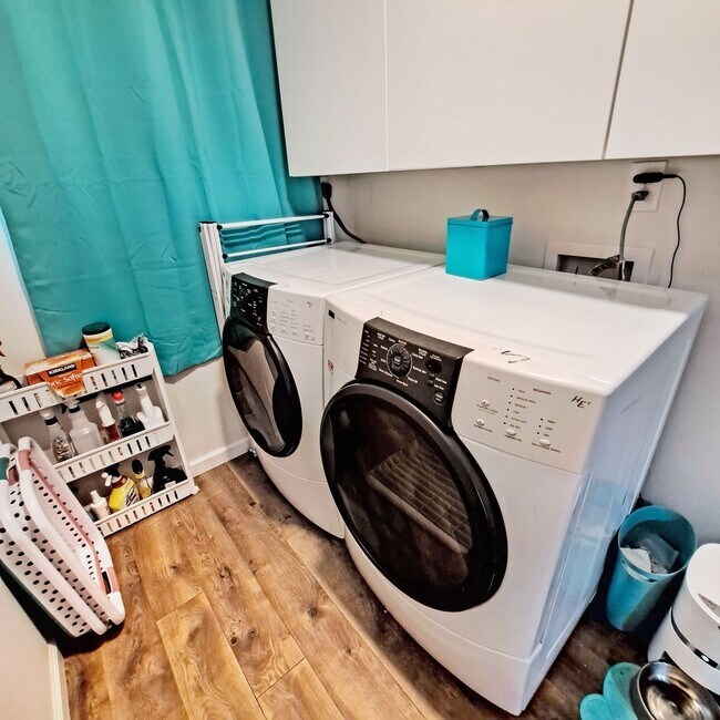 Building Photo - 3506 Lisa Ln