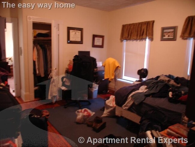 Building Photo - 185 Lowell St