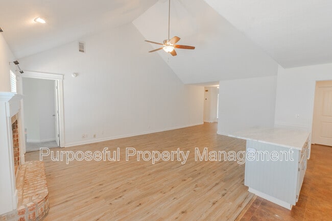 Building Photo - 4002 S 198th E Ave