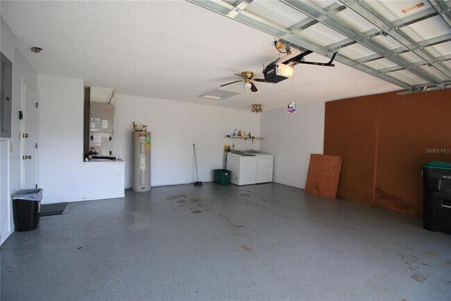 Building Photo - 10105 Marguex Dr