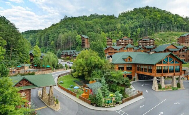 Building Photo - 915 Westgate Resorts Rd