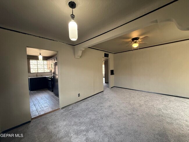 Building Photo - 3501 Taylor Ave