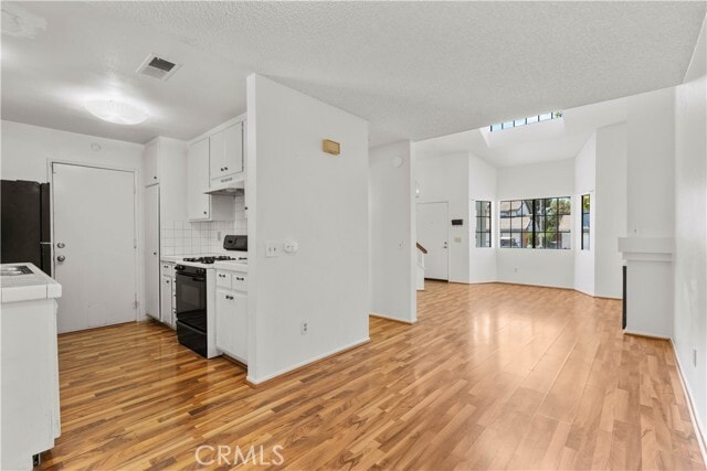 Building Photo - 12260 Mint Ct