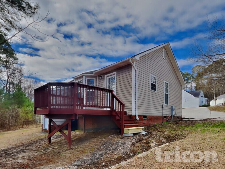 Building Photo - 1027 Laurel Leaf Rd