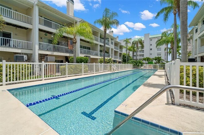 Building Photo - 9201 Captiva Cir