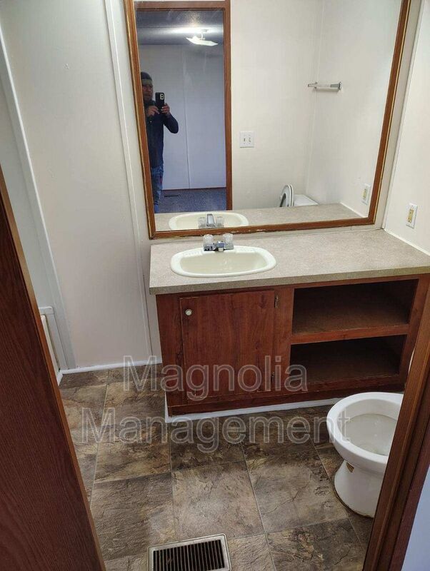 Building Photo - 441 Hunter Rd