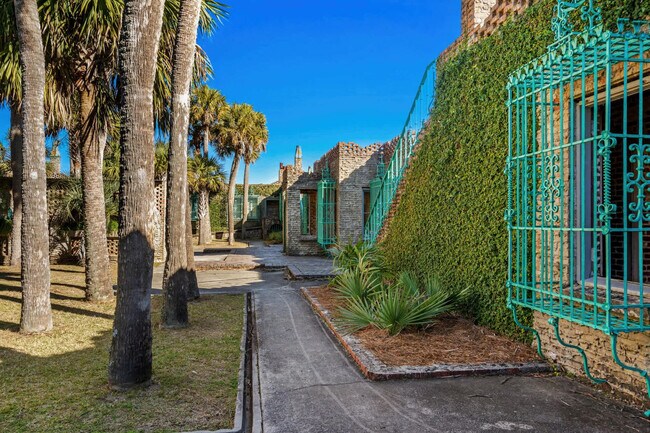 Building Photo - 217 Double Eagle Dr