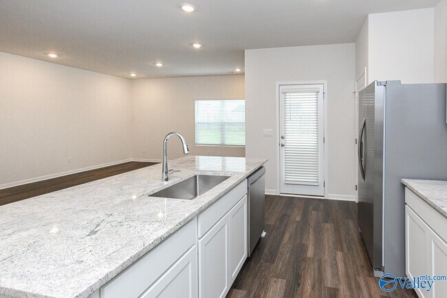 Building Photo - 231 Murphy Ln