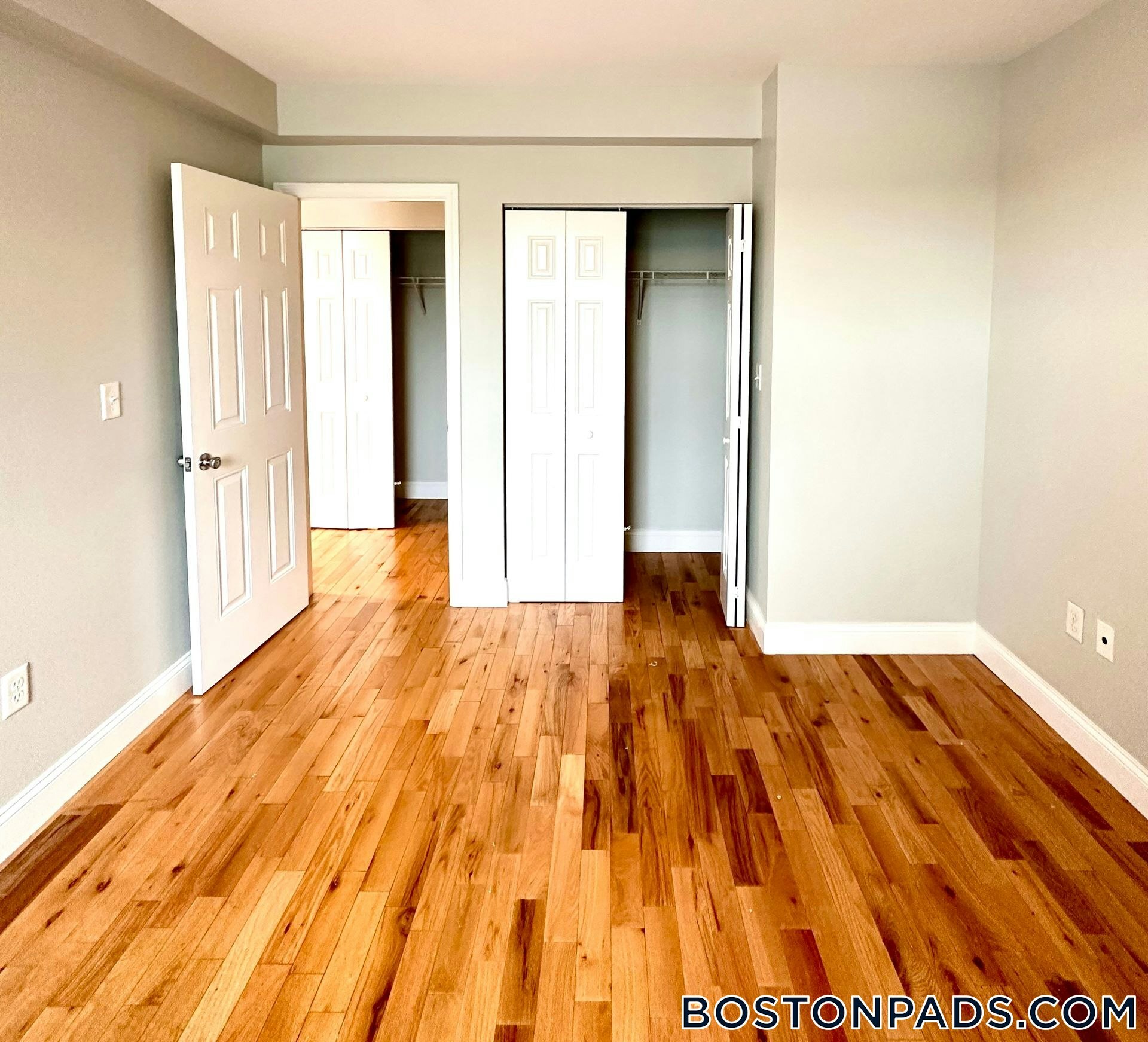 Building Photo - 26 Portland St