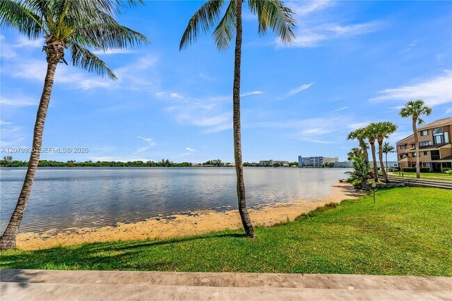 Building Photo - 15563 Miami Lakeway N