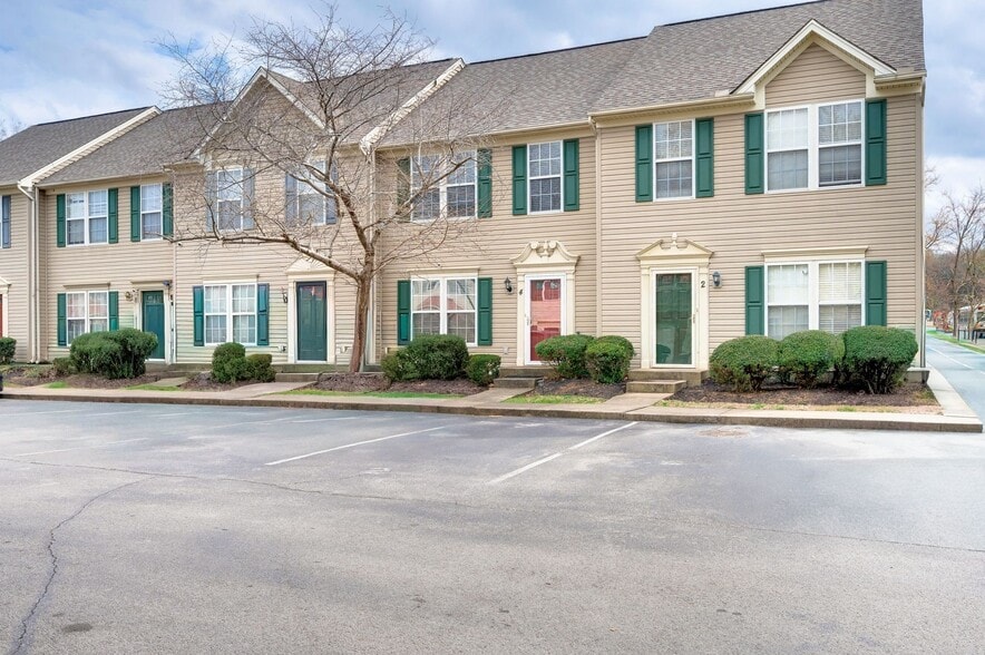 Building Photo - 3401 Anderson Rd