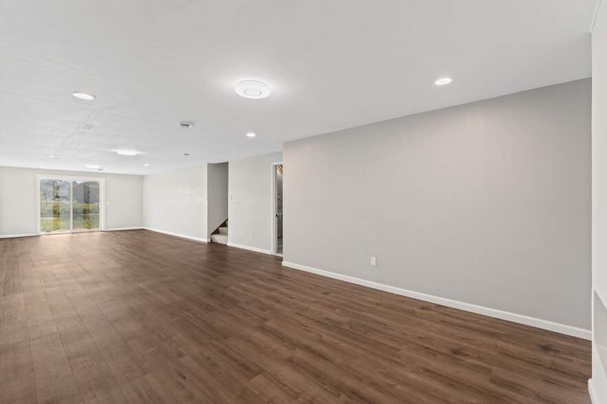 Building Photo - 5832 178th St W