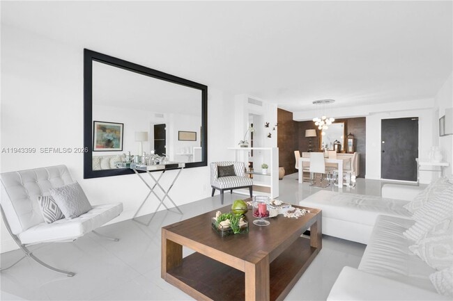 Building Photo - 3140 S Ocean Dr