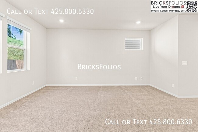 Building Photo - 4273 Pronghorn Pl