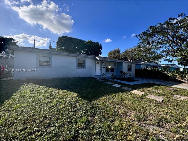 Building Photo - 4851 SW 44th Ave