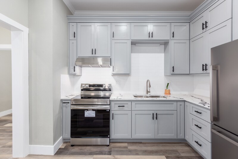 Building Photo - 121 W Kerr Ave