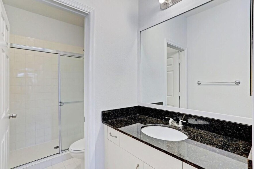 Building Photo - 6515 Diamond Springs Terrace