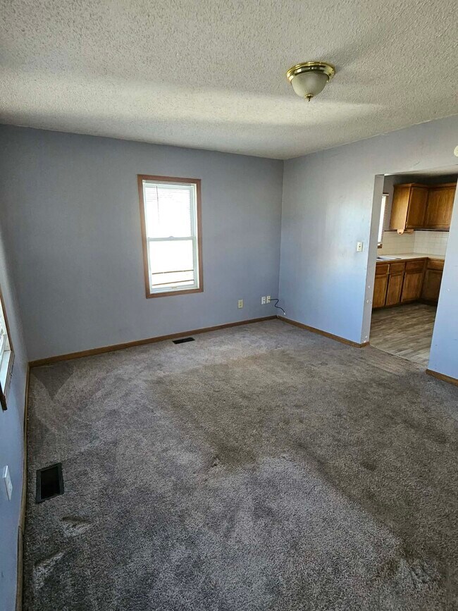 Front room - 325 E Avenue C