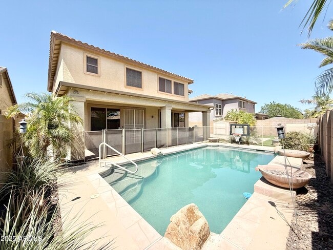 Building Photo - 14509 W Jenan Dr