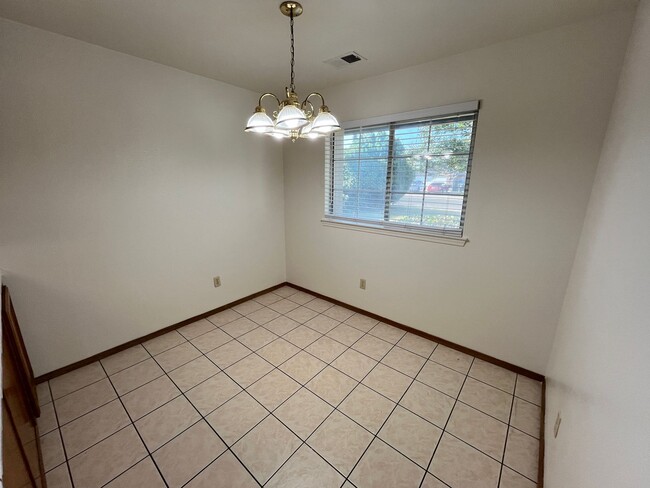 Building Photo - Gorgeous 3 Bedroom Home Coming Soon!!!