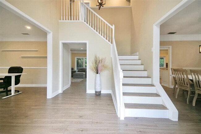 Building Photo - 7501 Red Bay Pl