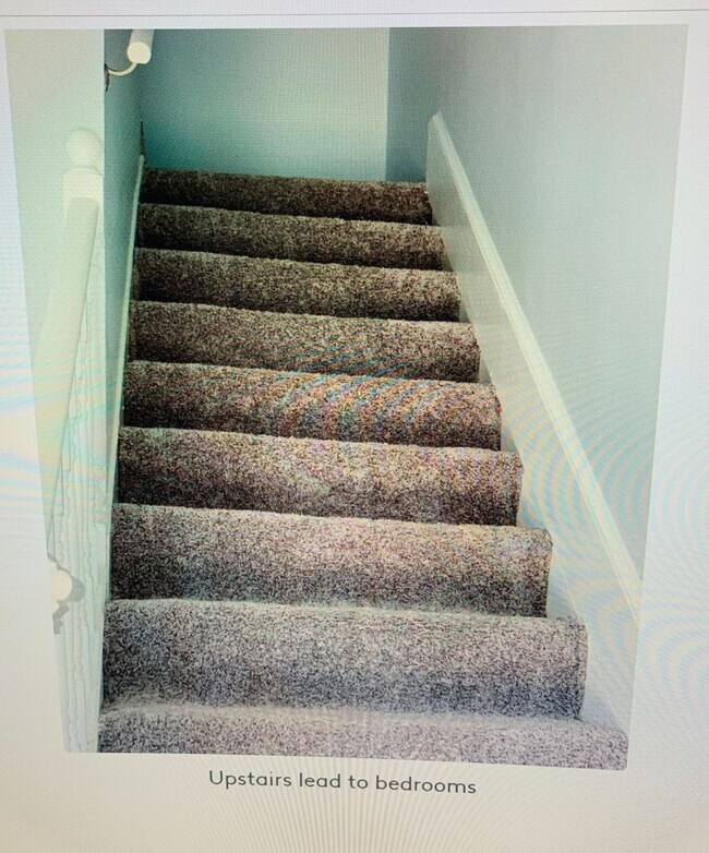 Building Photo - Renovated 3 Bedroom / 2 Bathroom located in Park heights Neighborhood