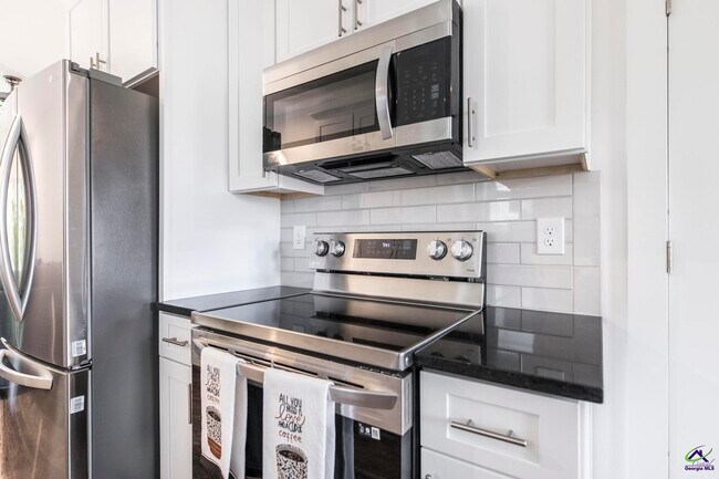 Building Photo - 106 Leisure Pointe Rd