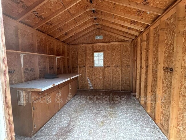 Building Photo - 6921 Spencer-Dixon Rd