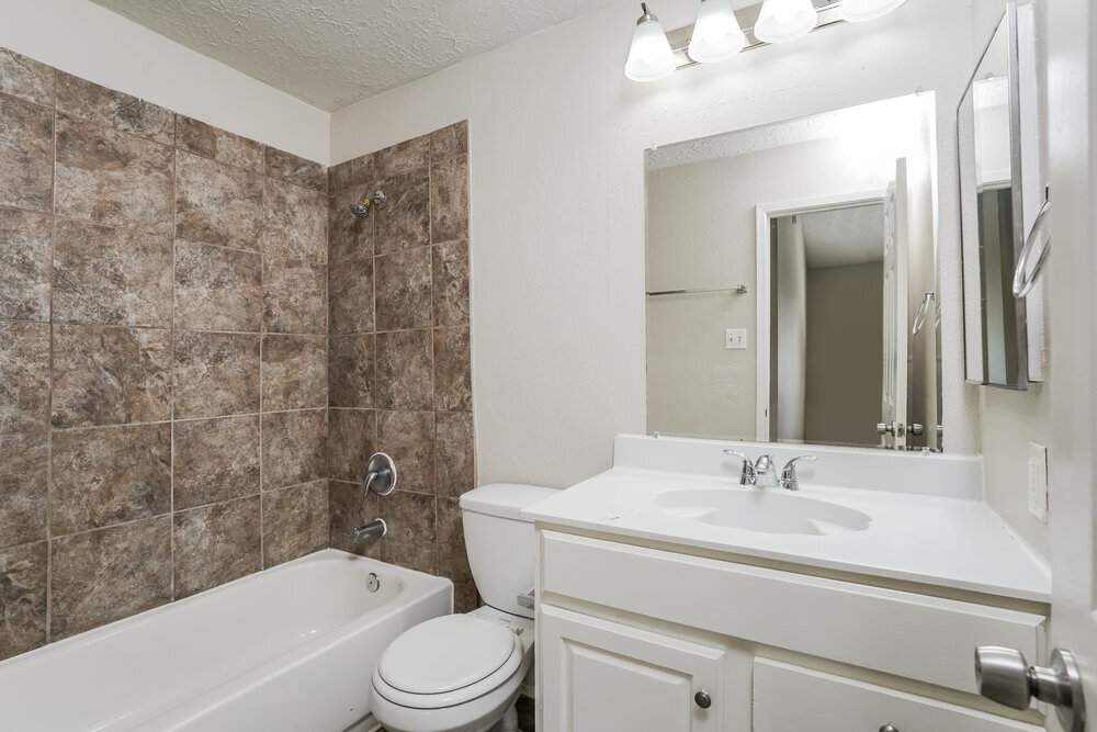 Building Photo - 7531 Glenbriar Pl