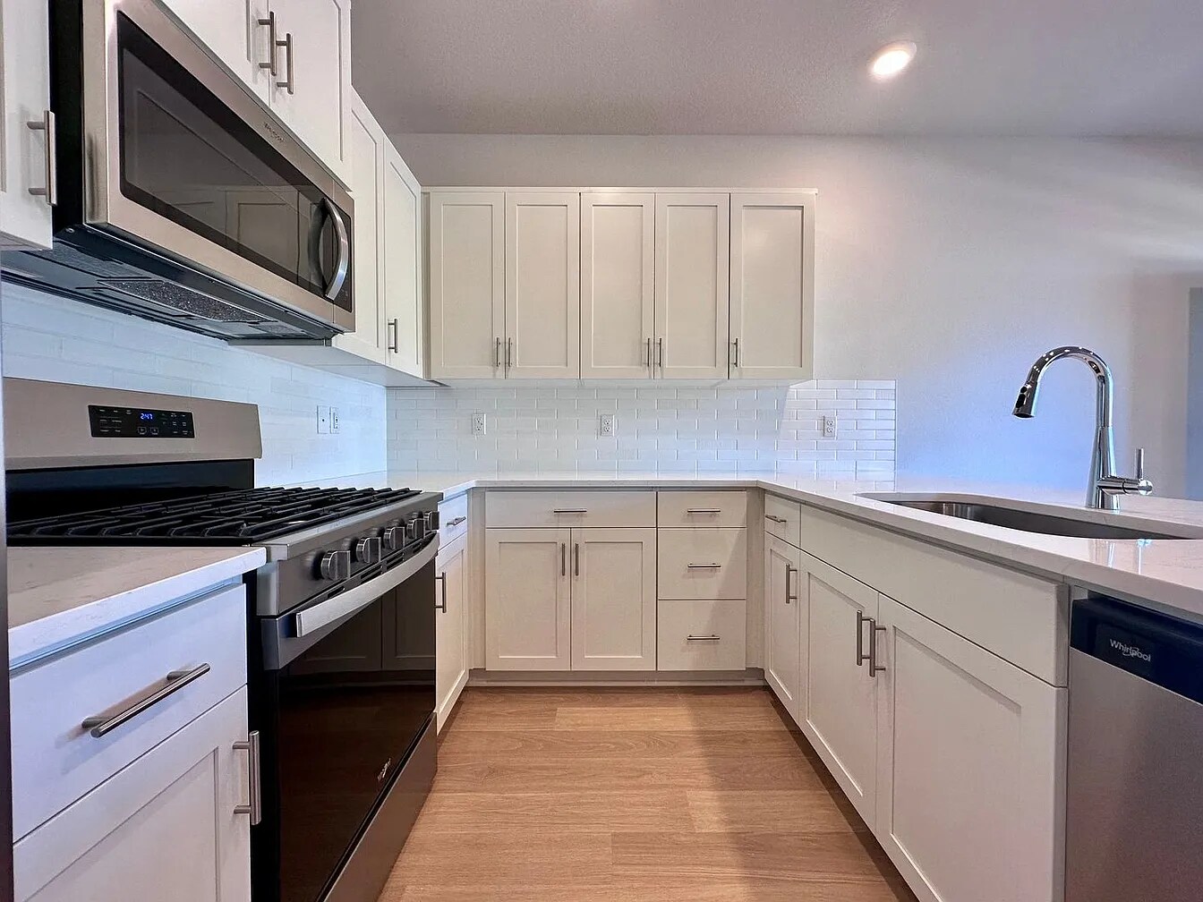 Building Photo - 6532 SE Nasha St