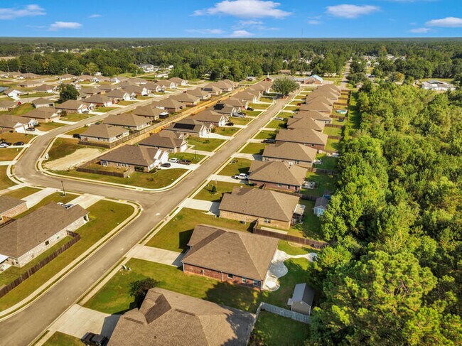 Building Photo - 9512 Mallette Dr