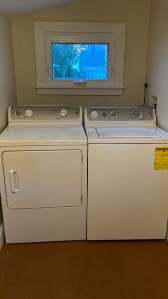 Washer & Dryer - 18 Hancox St