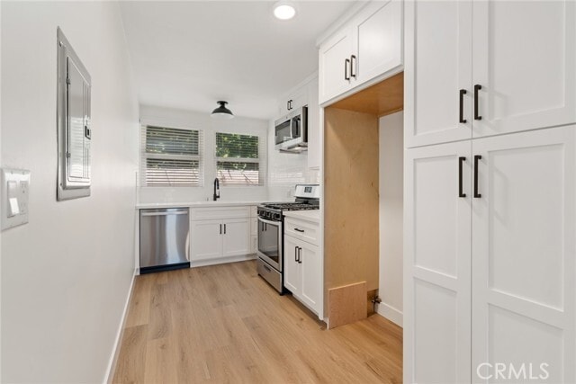 Building Photo - 1637 Irvine Ave