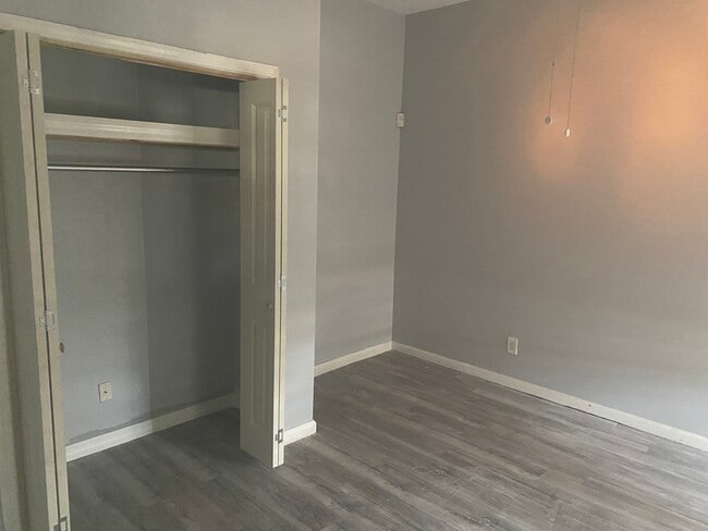 Building Photo - 8512 Church Dr