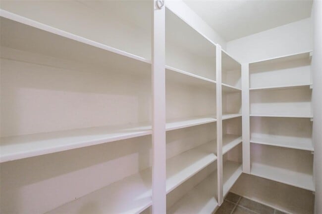 Building Photo - 12411 Santiago Cove Ln