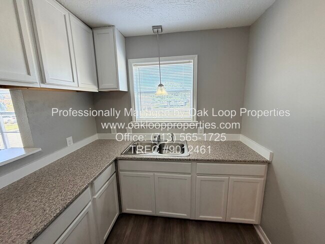 Building Photo - 1414 East Ave