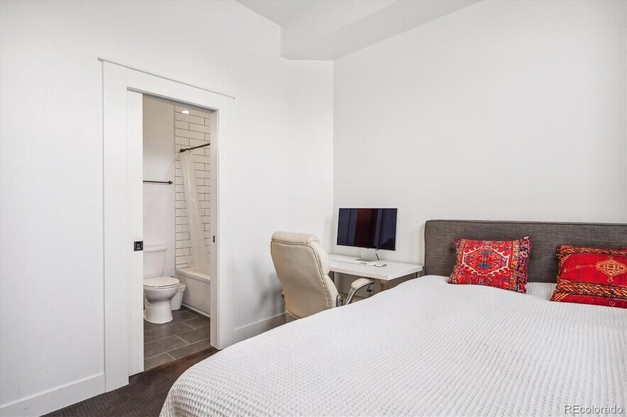 Bedroom 2 - 3126 N Gilpin St