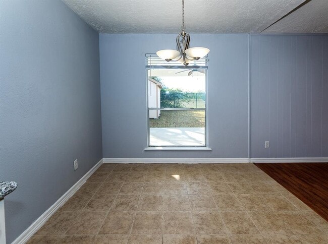 Building Photo - 218 Page Ln