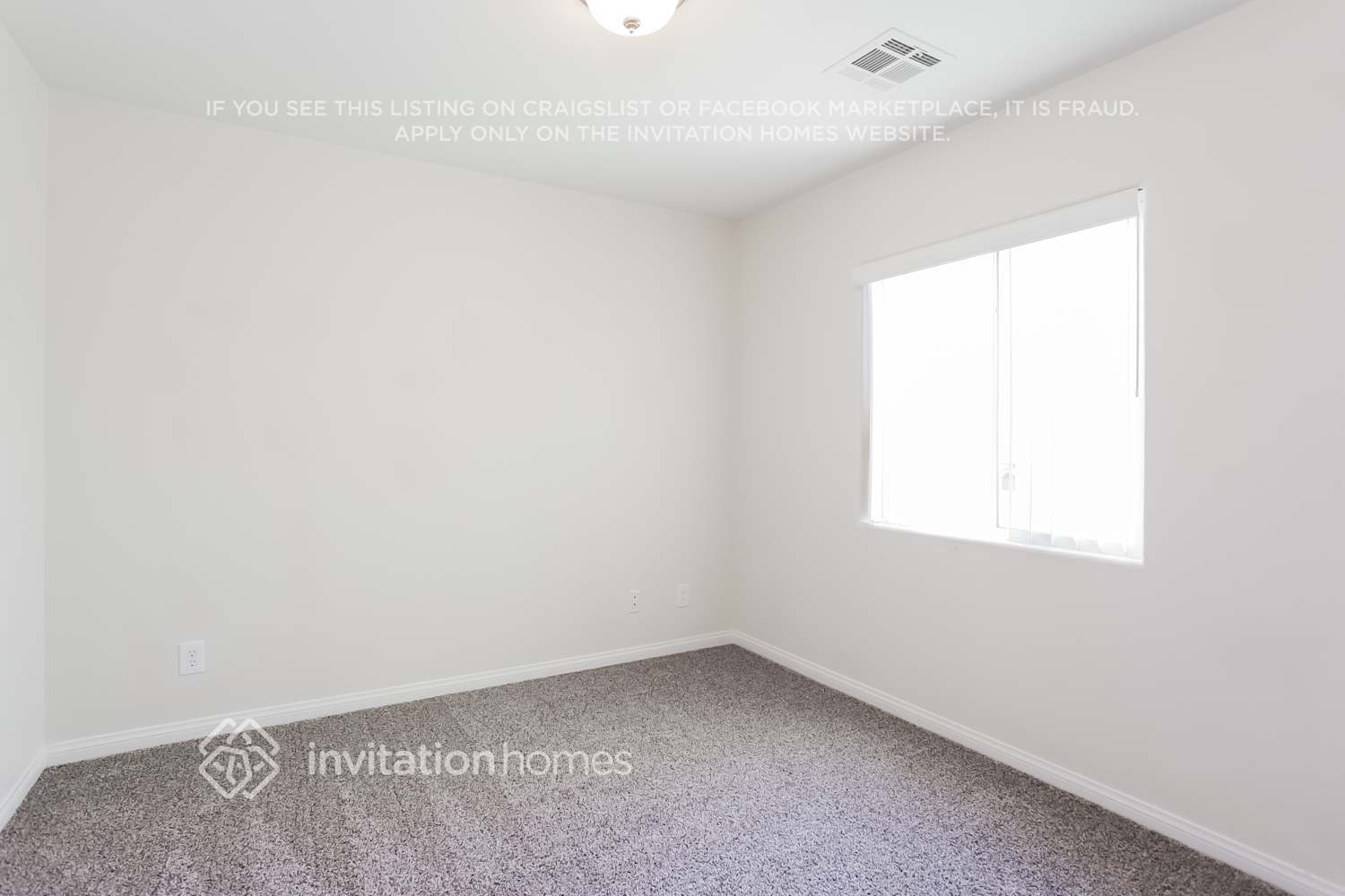 Building Photo - 10631 Gibbous Moon Dr