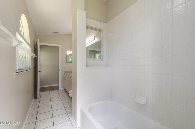 Building Photo - 109 Brookhollow Cir