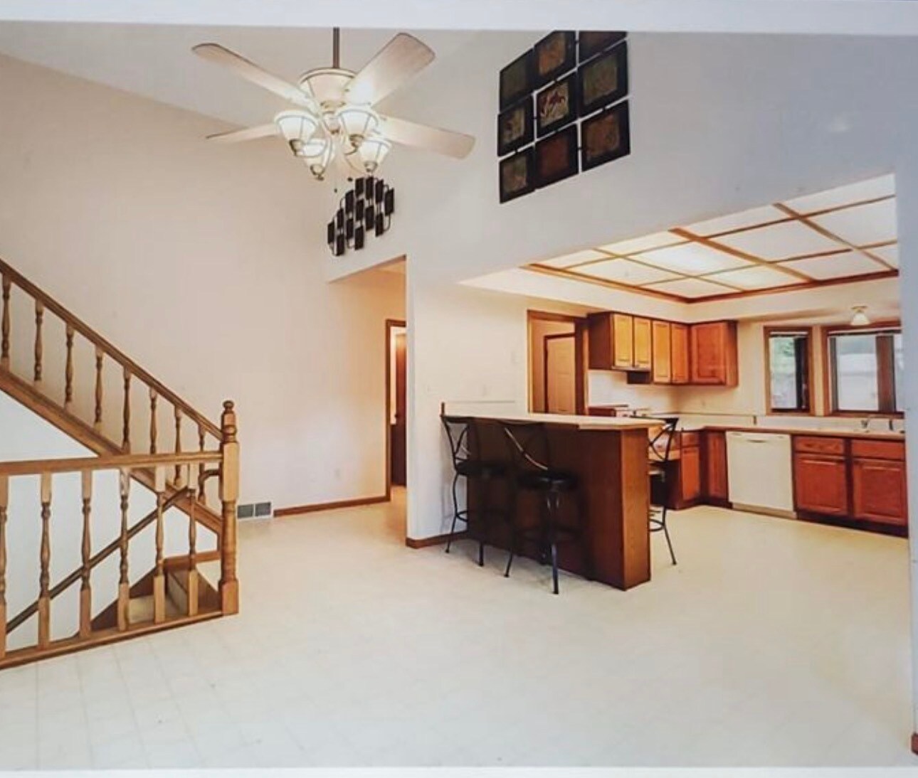 Building Photo - 19158 Yale St NW