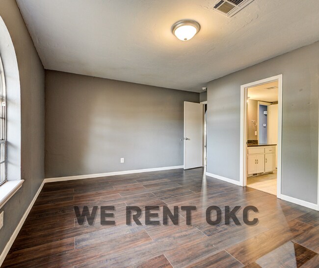 Building Photo - 11308 Bel Air Pl