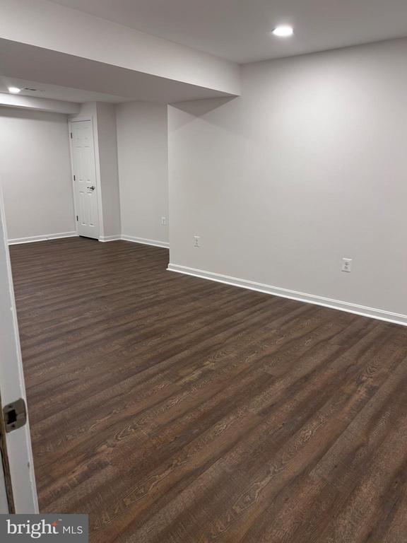 Building Photo - 12307 Eliff Way
