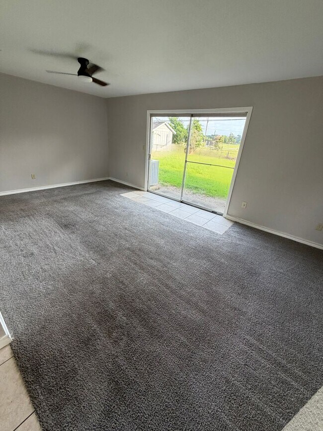 Building Photo - 3/4 Bedroom, 1.5 Bathroom Home for Rent!