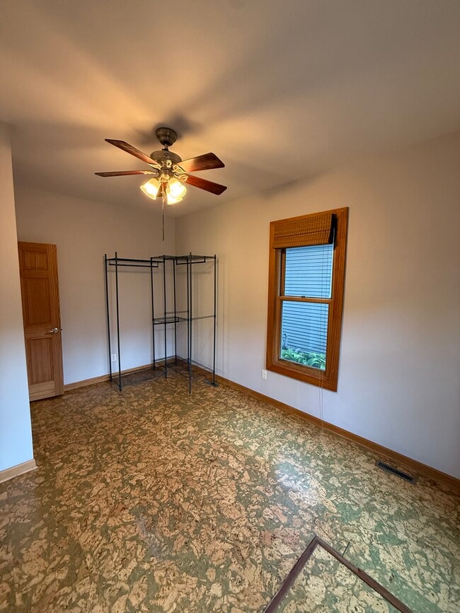 Building Photo - 1333 E Wilson St