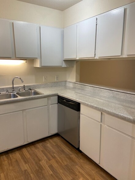 3 Bedroom Kitchen - Northshore Woods