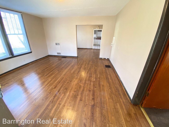Building Photo - 4 br, 2 bath House - 104 Henley Street
