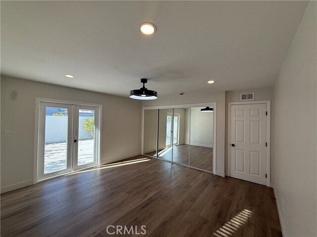 Building Photo - 3714 S Parton St