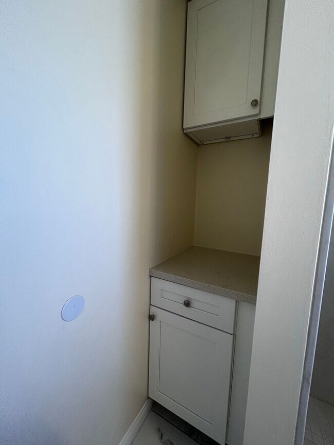 Building Photo - Bradshawe