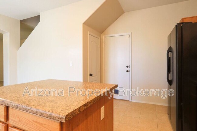 Building Photo - 16862 N 182nd Ln